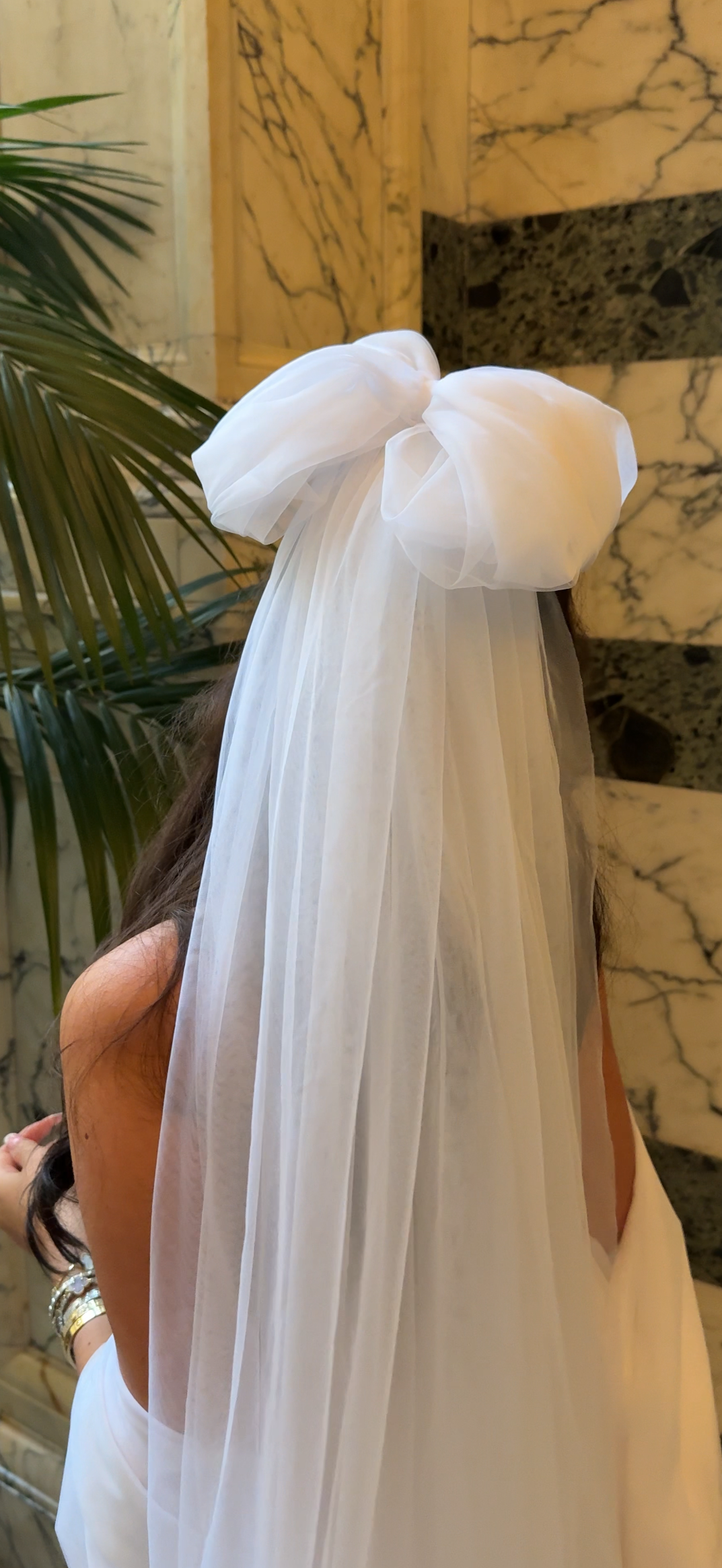 The Classic Bow Veil